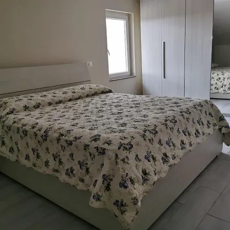 La Casa Bianca بيت للعطل San Salvatore Telesino
